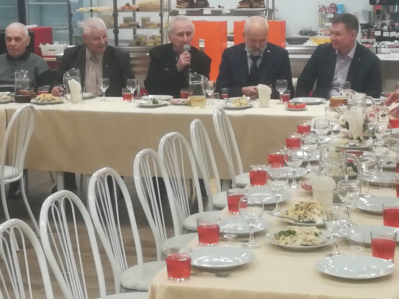 Поздравление ветеранов КПИ-КГТУ СФУ со Старым Новым годом
