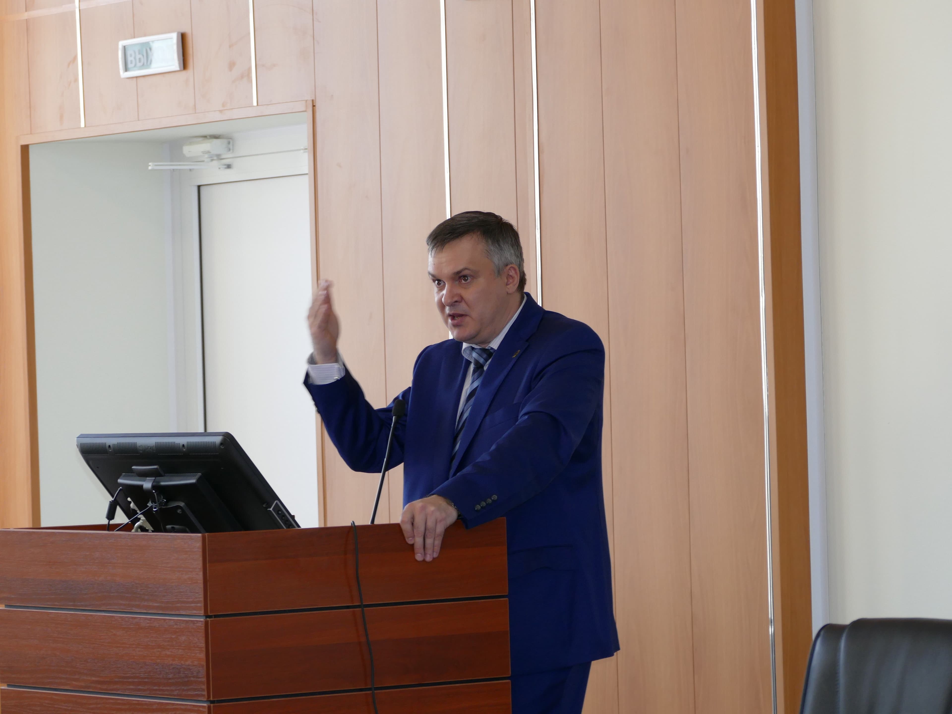 Технический директор СГК Олег Петров встретился со студентами-теплоэнергетиками СФУ