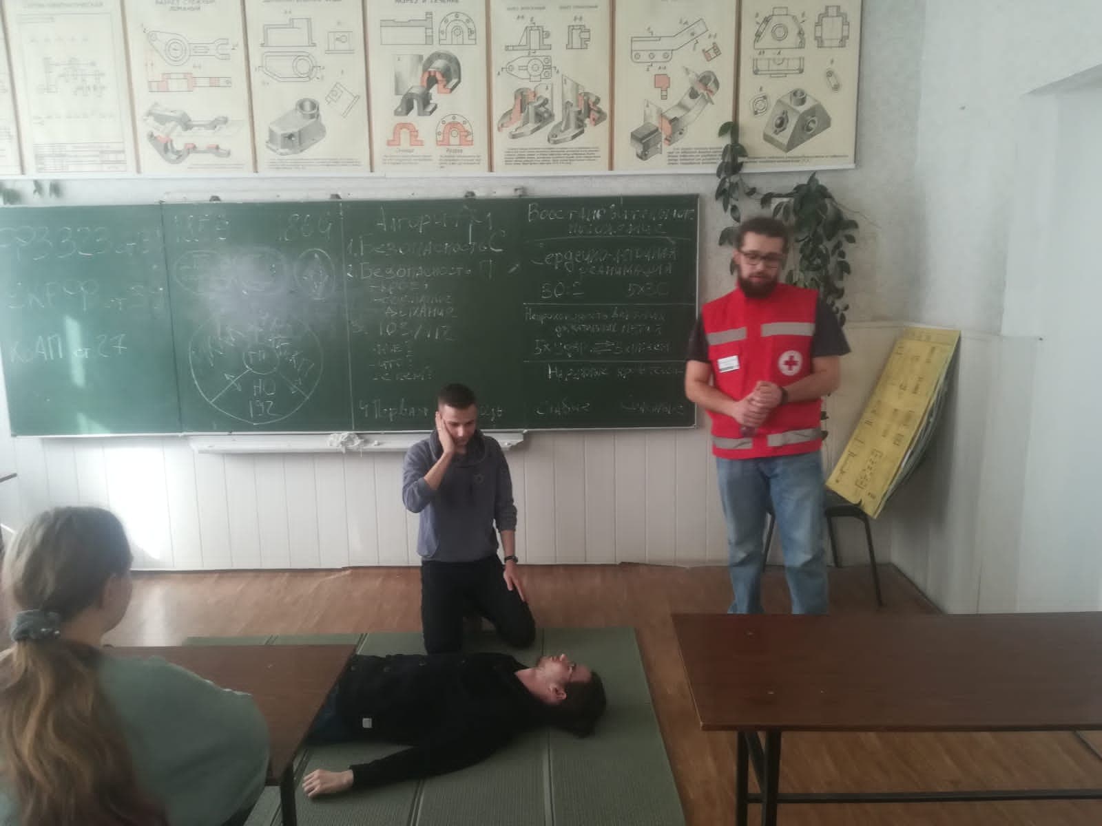 Российский Красный Крест провел обучение первой помощи в формате трехчасовых мастер-классов 21 марта