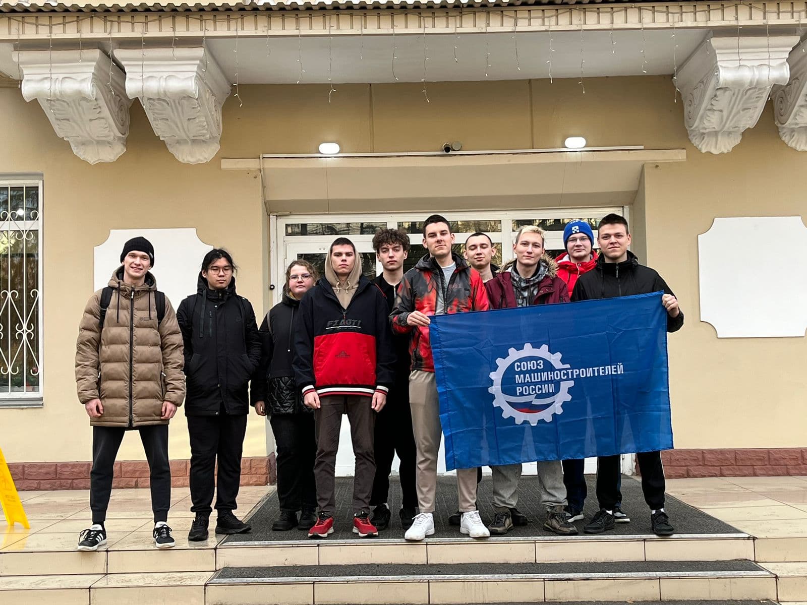 Студенты ПИ СФУ посетили АО "Научно-производственное предприятие Радиосвязь"