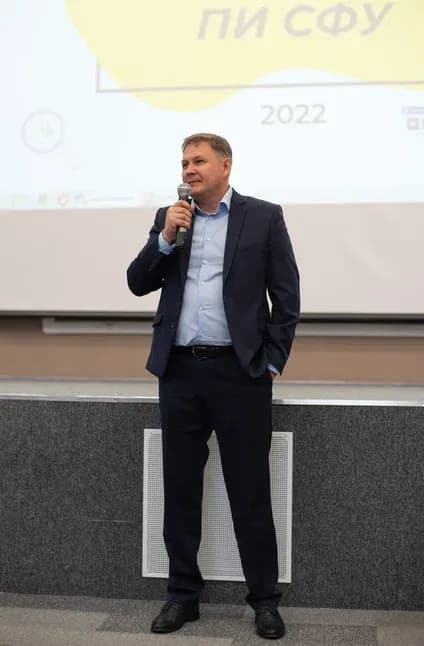 Торжественная линейка в ПИ СФУ
