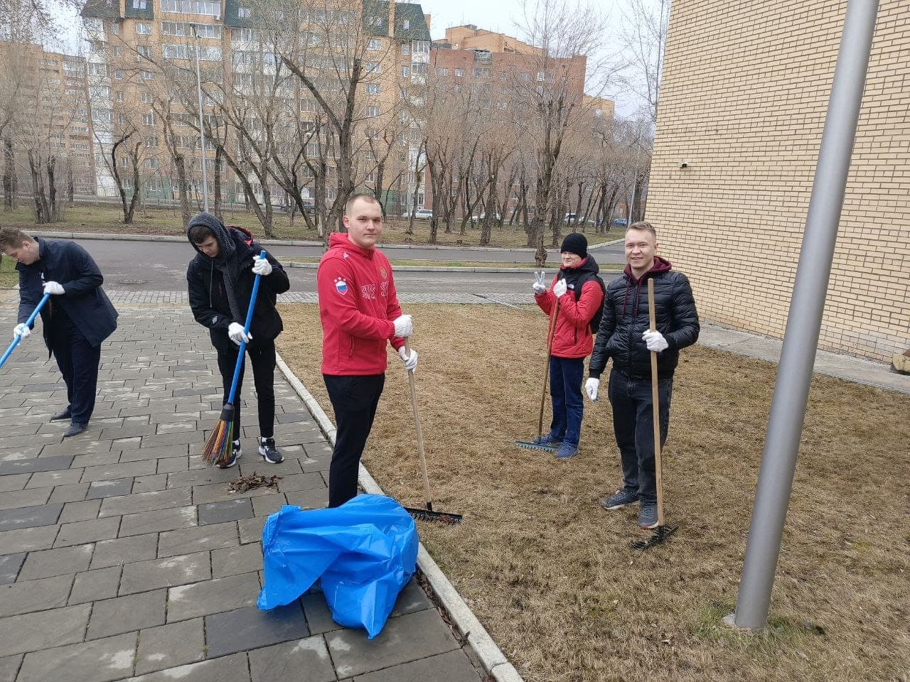 Субботник в Политехническом институте
