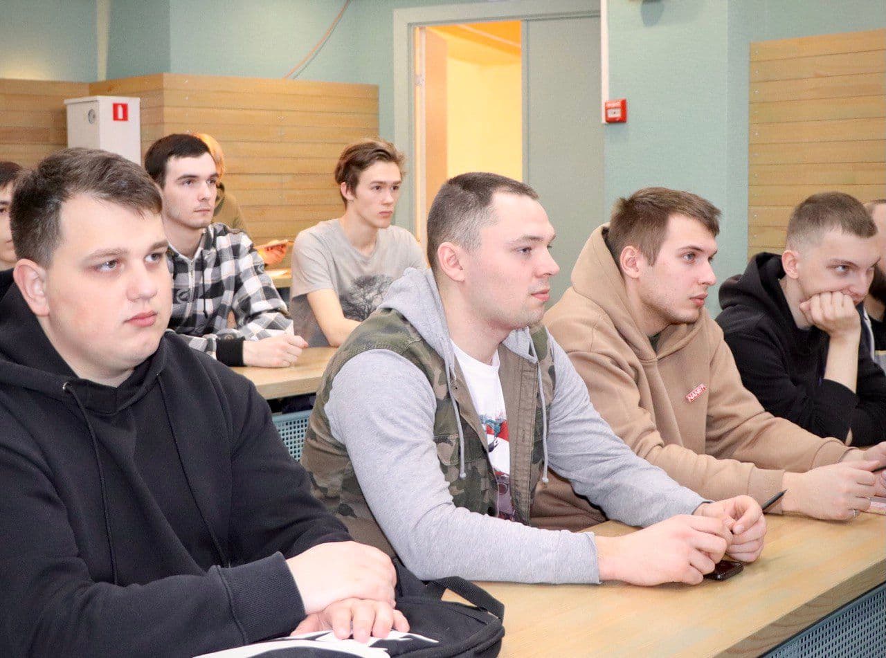 Студенты Политехнического института СФУ заняли второе место в олимпиаде по геометрическому моделиров