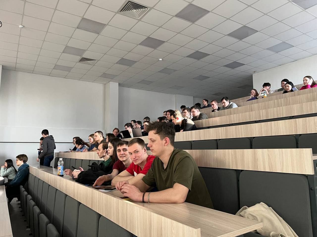 Изображение без описания
